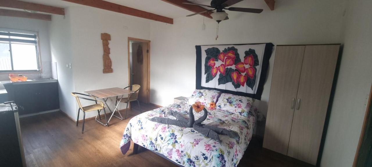 Hostal Henua Roa 2 Apartment Hanga Roa Ngoại thất bức ảnh
