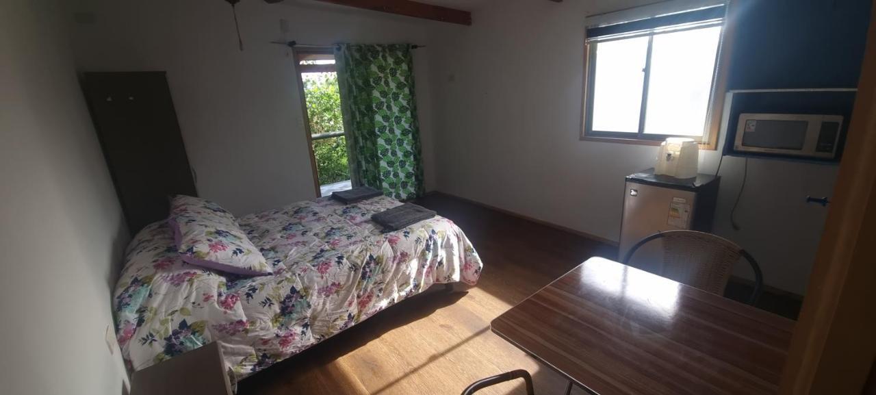 Hostal Henua Roa 2 Apartment Hanga Roa Ngoại thất bức ảnh