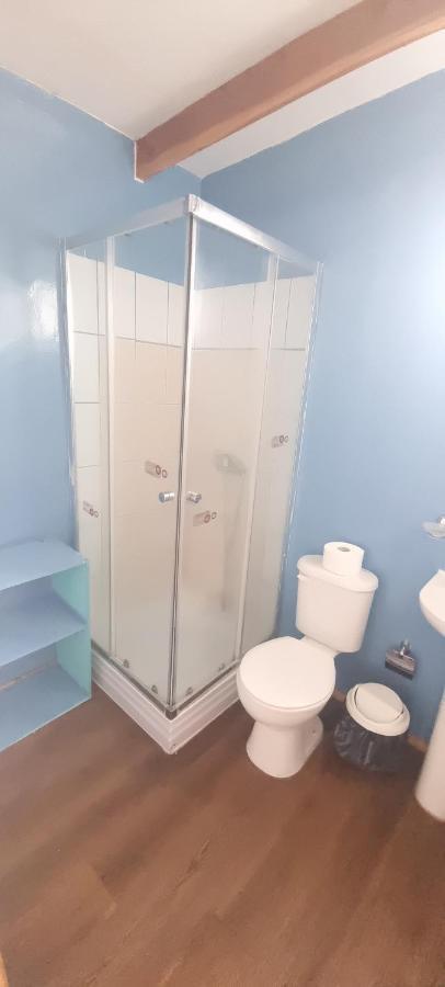 Hostal Henua Roa 2 Apartment Hanga Roa Ngoại thất bức ảnh